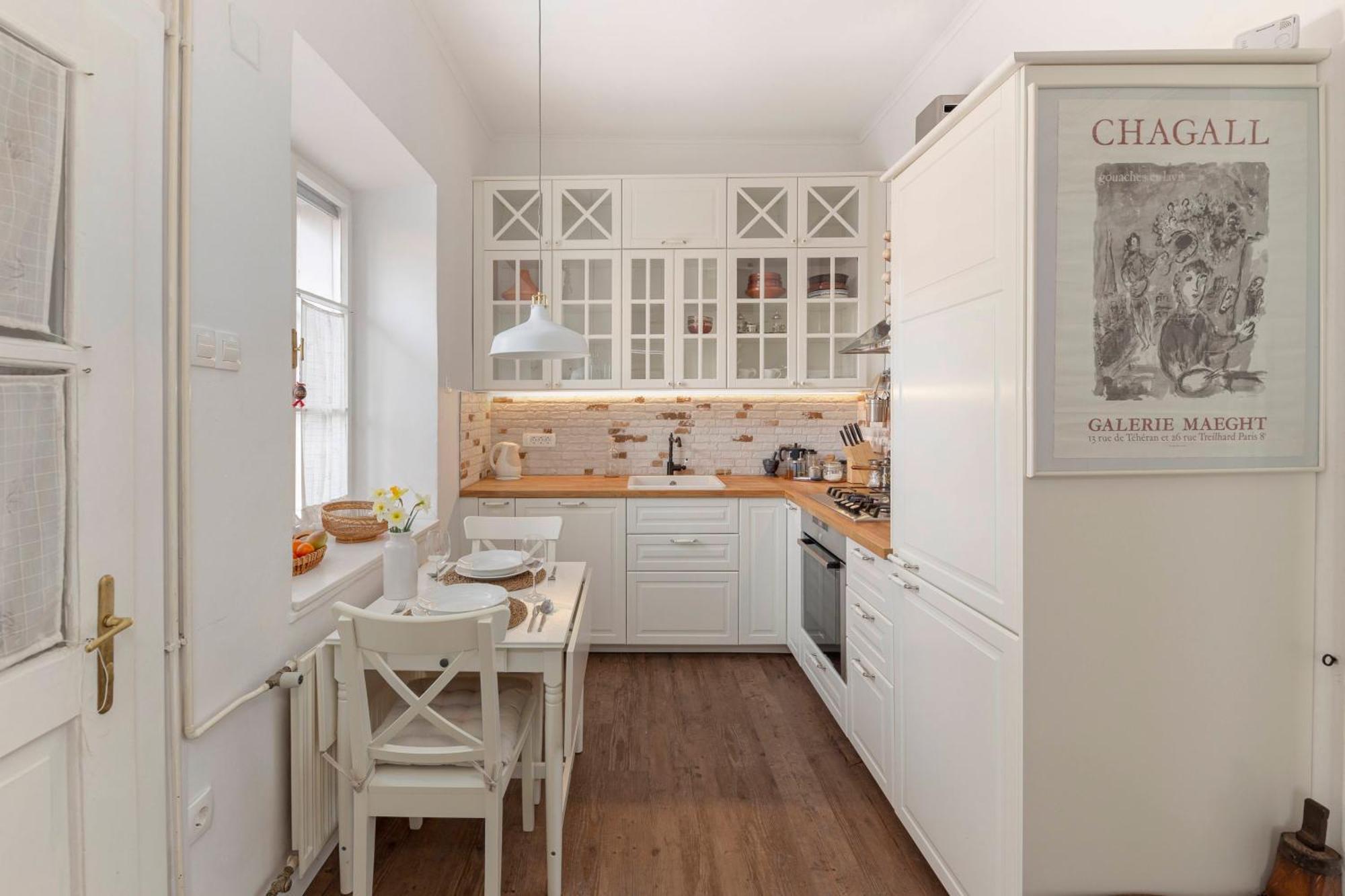 Historical Caserne Apartment Любляна Екстериор снимка