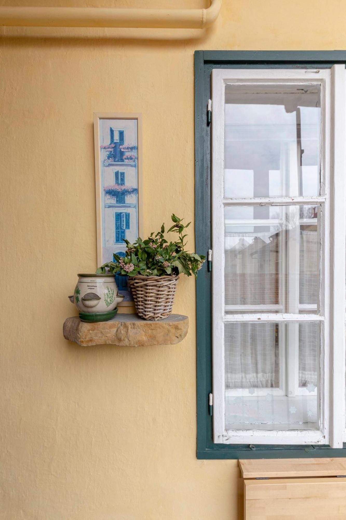 Historical Caserne Apartment Любляна Екстериор снимка