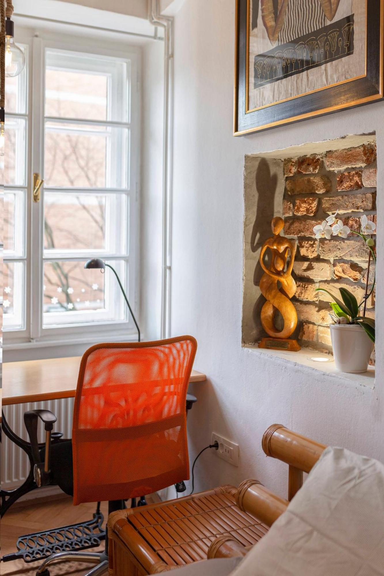Historical Caserne Apartment Любляна Екстериор снимка